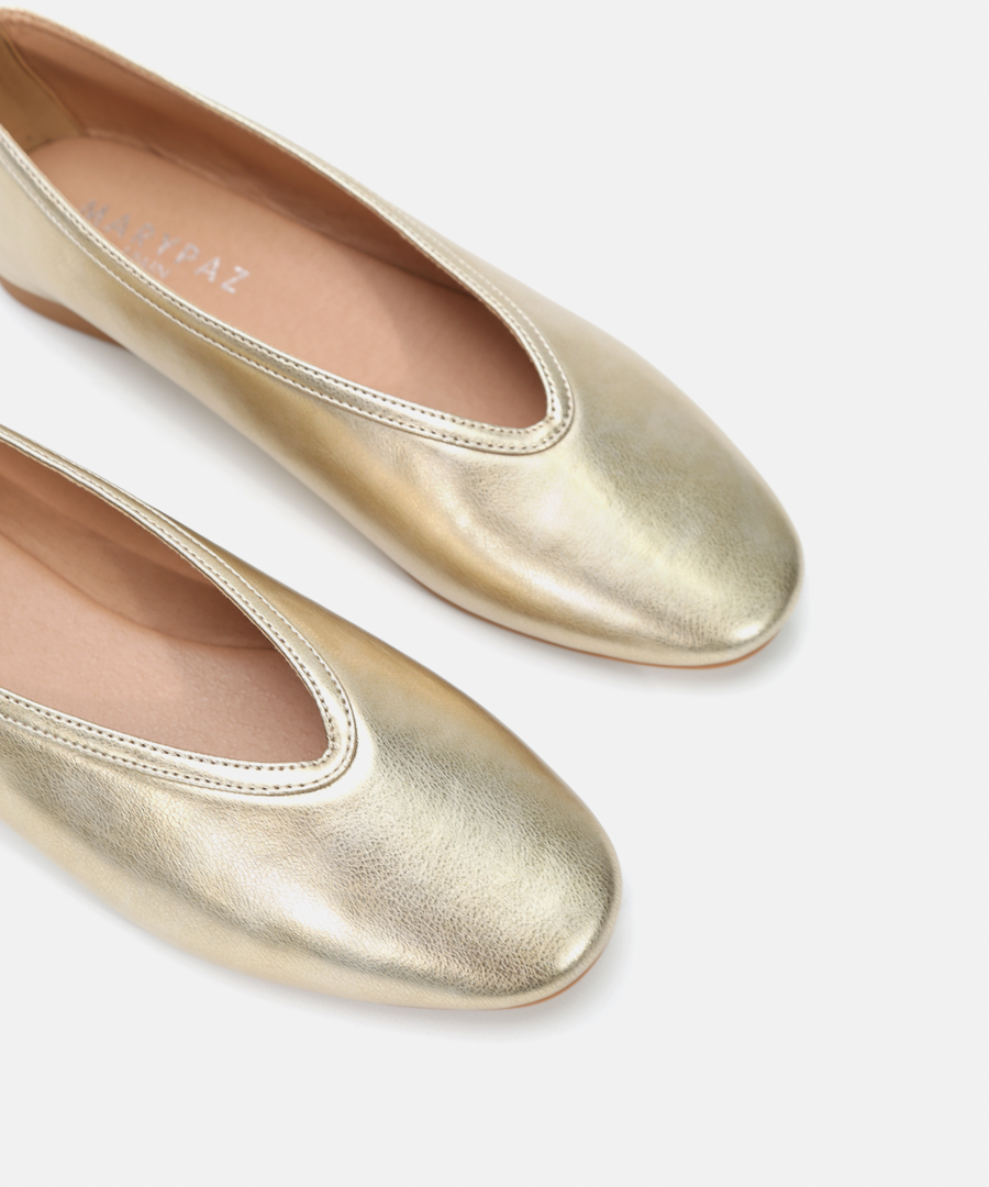 Sabrinas decote em bico